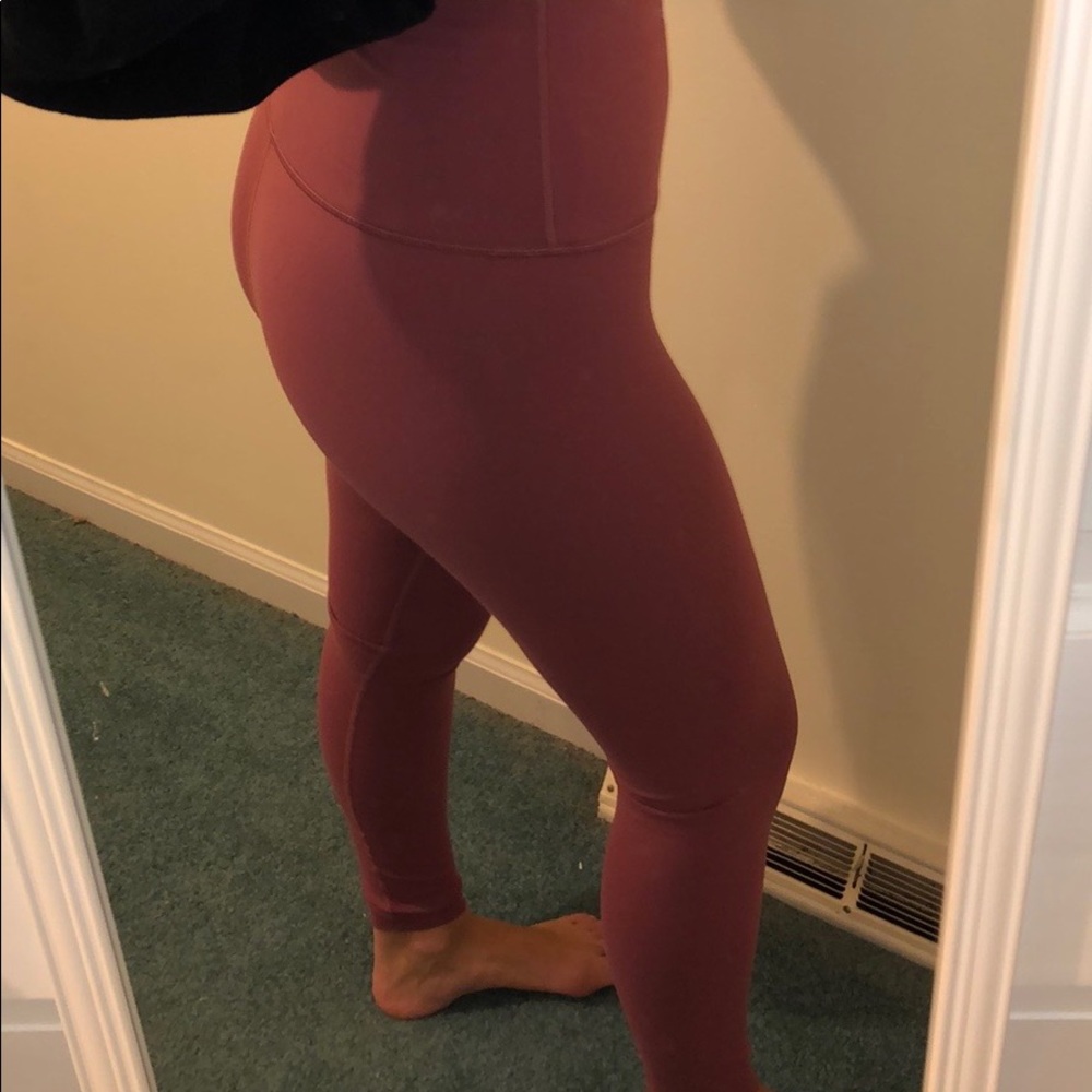 Mauve Lululemon leggings